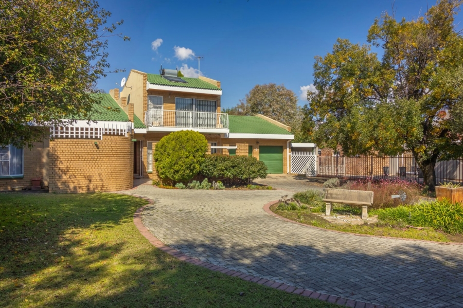 4 Bedroom Property for Sale in Jordania Free State